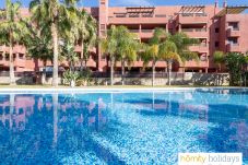 Apartamento en Motril - Los Moriscos II - Apartamento de lujo con vistas al jardín y la montaña