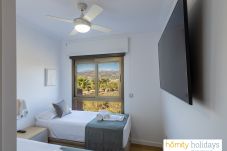 Apartamento en Motril - Los Moriscos II - Apartamento de lujo con vistas al jardín y la montaña