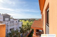 Apartamento en Motril - Los Moriscos II - Nura - Ático de lujo con vistas a la montaña y al campo de golf